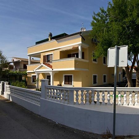 Villa Sophie Бетина Экстерьер фото